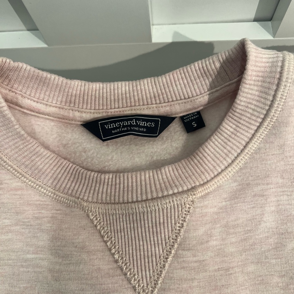 Vineyard Vines Women,, very soft Light Pink Crewneck Sweater